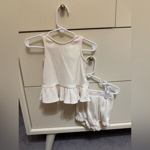 Old Navy Cream Kids Matching Set